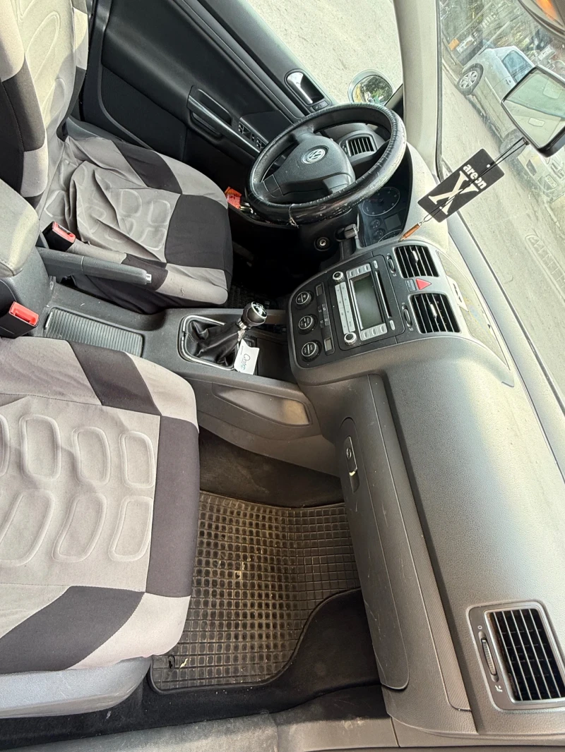 VW Golf 1, 9 TDI, снимка 5 - Автомобили и джипове - 51408842