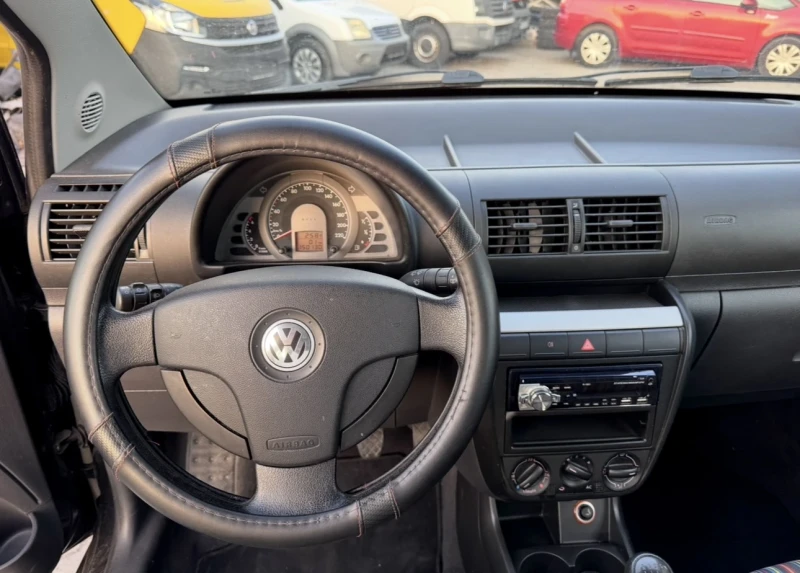 VW Fox 1.2i, снимка 6 - Автомобили и джипове - 51637003
