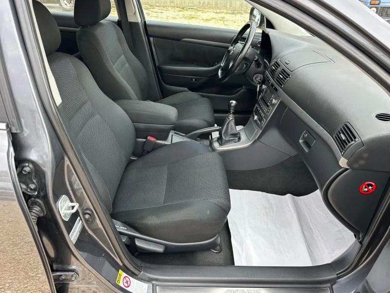 Toyota Avensis 2.2D4D//150К.С//FACELIFT//6SPEED, снимка 12 - Автомобили и джипове - 52474472