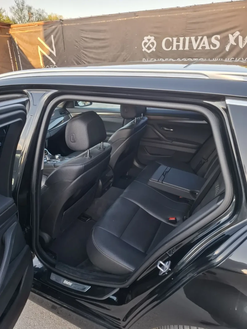BMW 525 525 D xDrive FACE LIFT , снимка 12 - Автомобили и джипове - 52666805