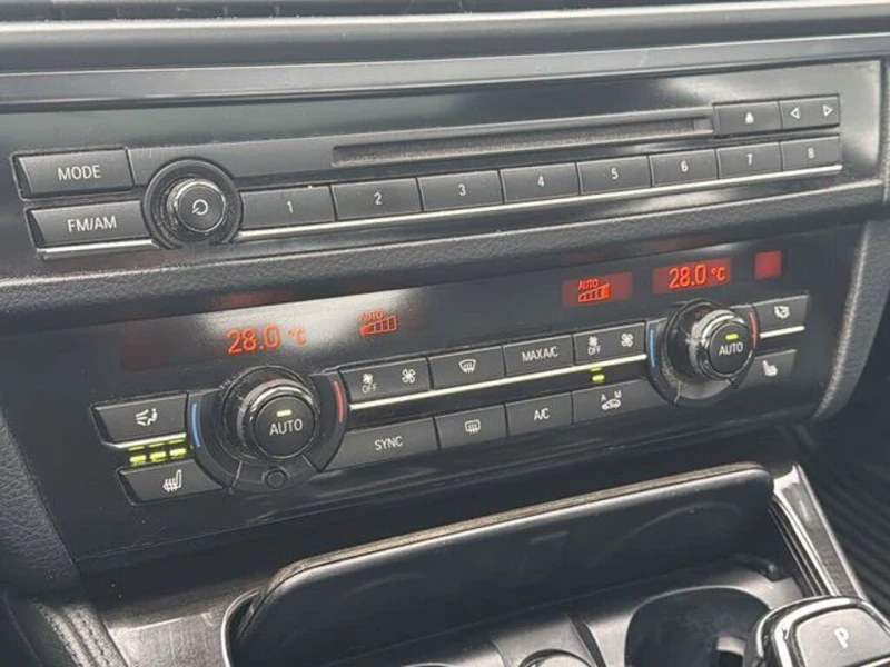 BMW 535 2015 BMW 5 Series 535i xDrive Sedan AWD, снимка 13 - Автомобили и джипове - 53118067