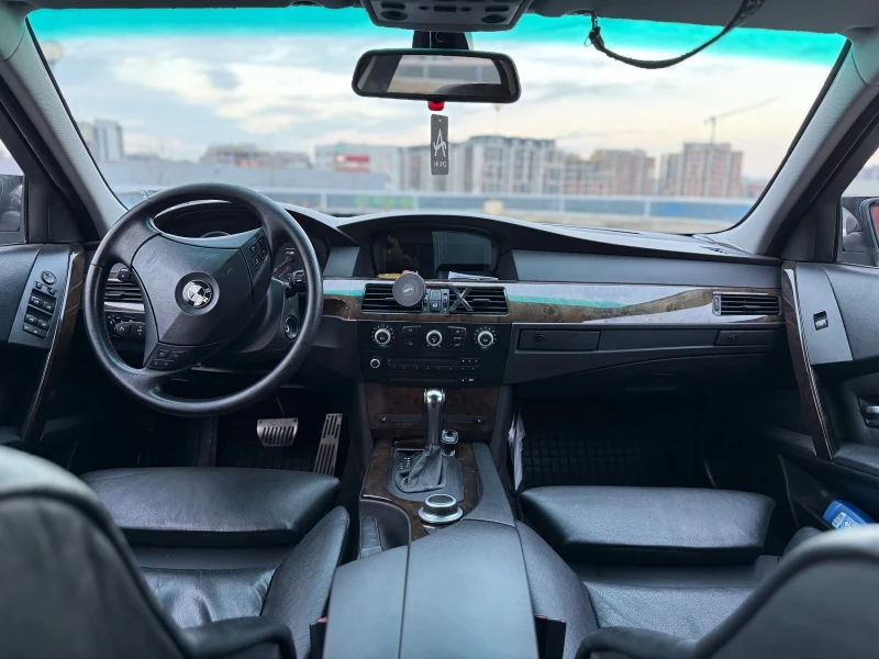 BMW 530, снимка 8 - Автомобили и джипове - 53529294