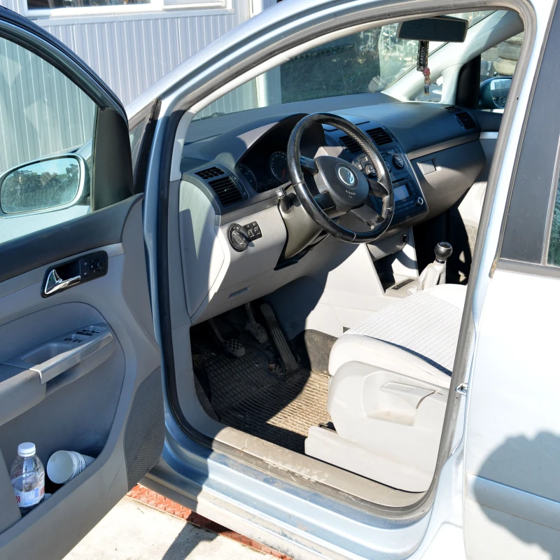 VW Touran 1.4 TSI - 11 лв. - 37725818 | Car24.bg