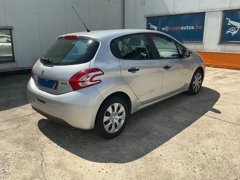 Peugeot 208 208 1.0 VTi Access, снимка 4 - Автомобили и джипове - 55387604
