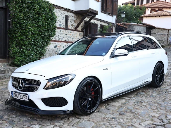 Mercedes-Benz C 220 AMG PREMIUM NIGHT PACK 
