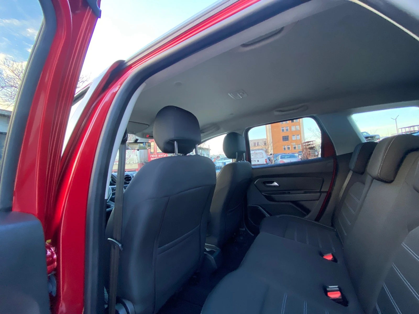 Dacia Duster 1.3 Т 150ps 4x4 360 камери Климатроник кожа | Mobile.bg — изображение 13
