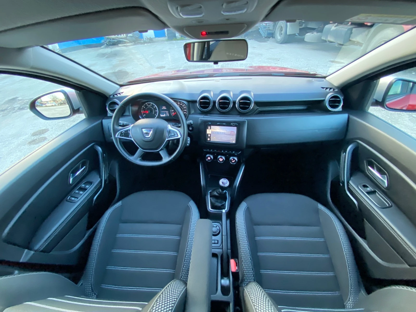 Dacia Duster 1.3 Т 150ps 4x4 360 камери Климатроник кожа | Mobile.bg — изображение 14