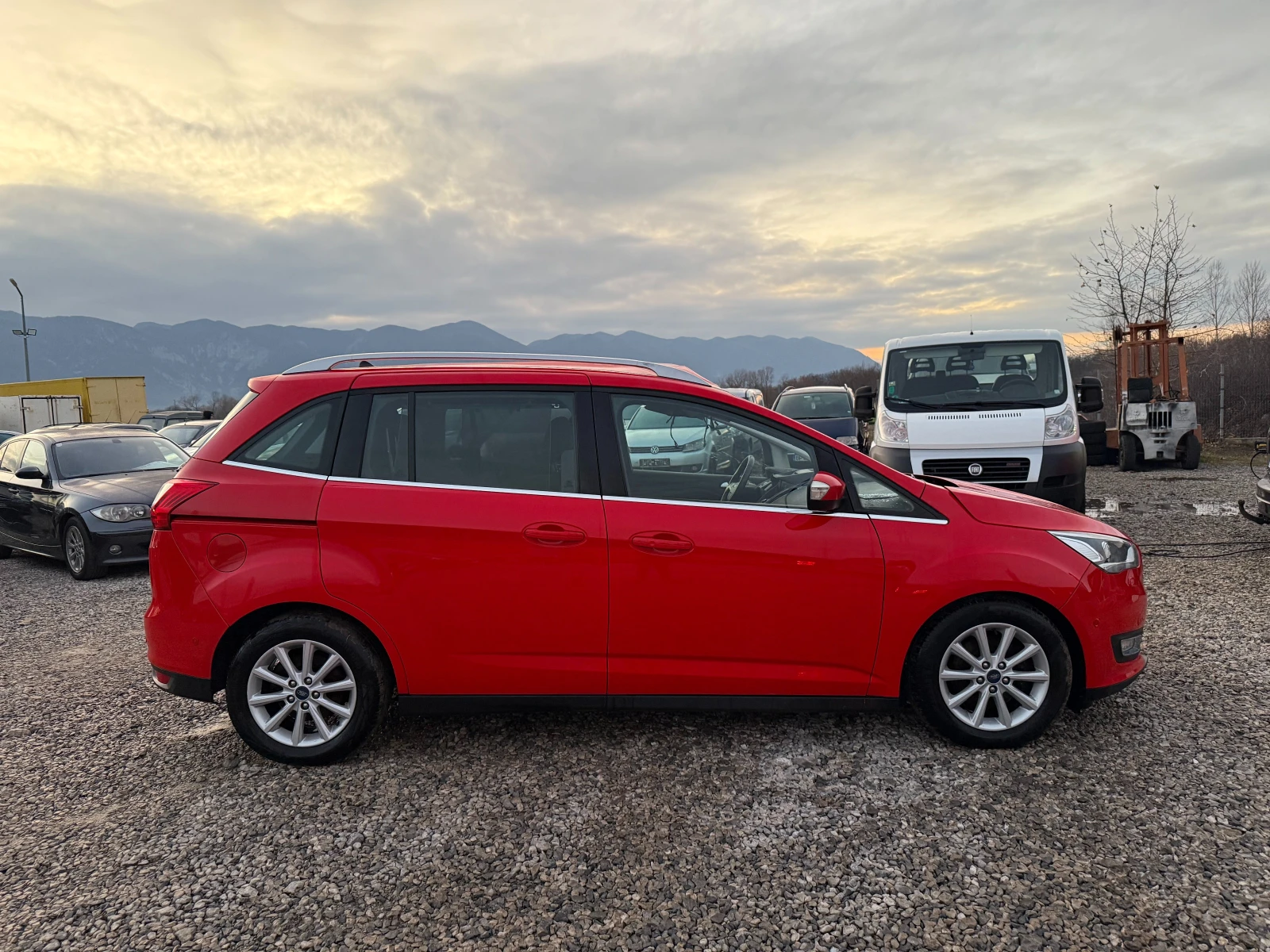 Ford Grand C-Max TITANIUM 1.5TDCI-120PS NAVI - изображение 4