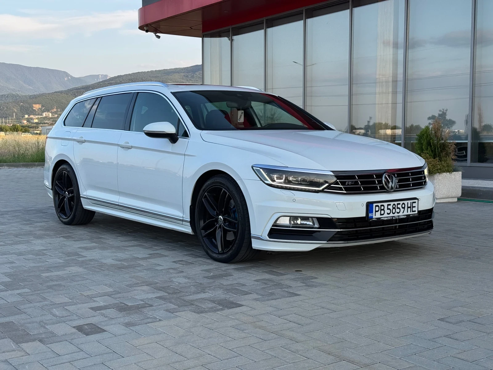 VW Passat R-Line/Digital/Distronik - изображение 3