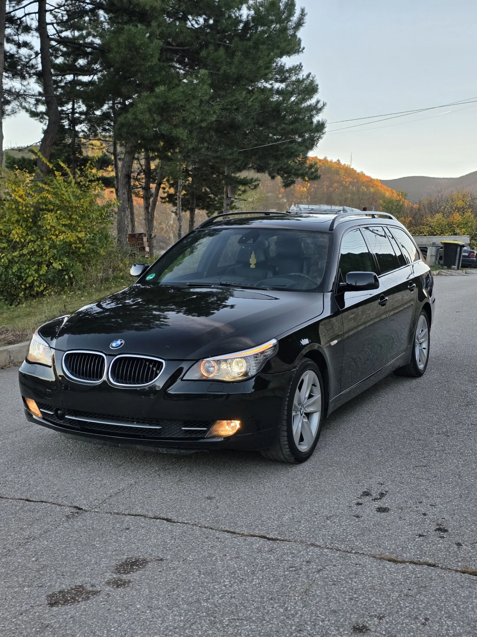 BMW 530 XD * Keyless * Softclose * Headup * Distronic  - изображение 2