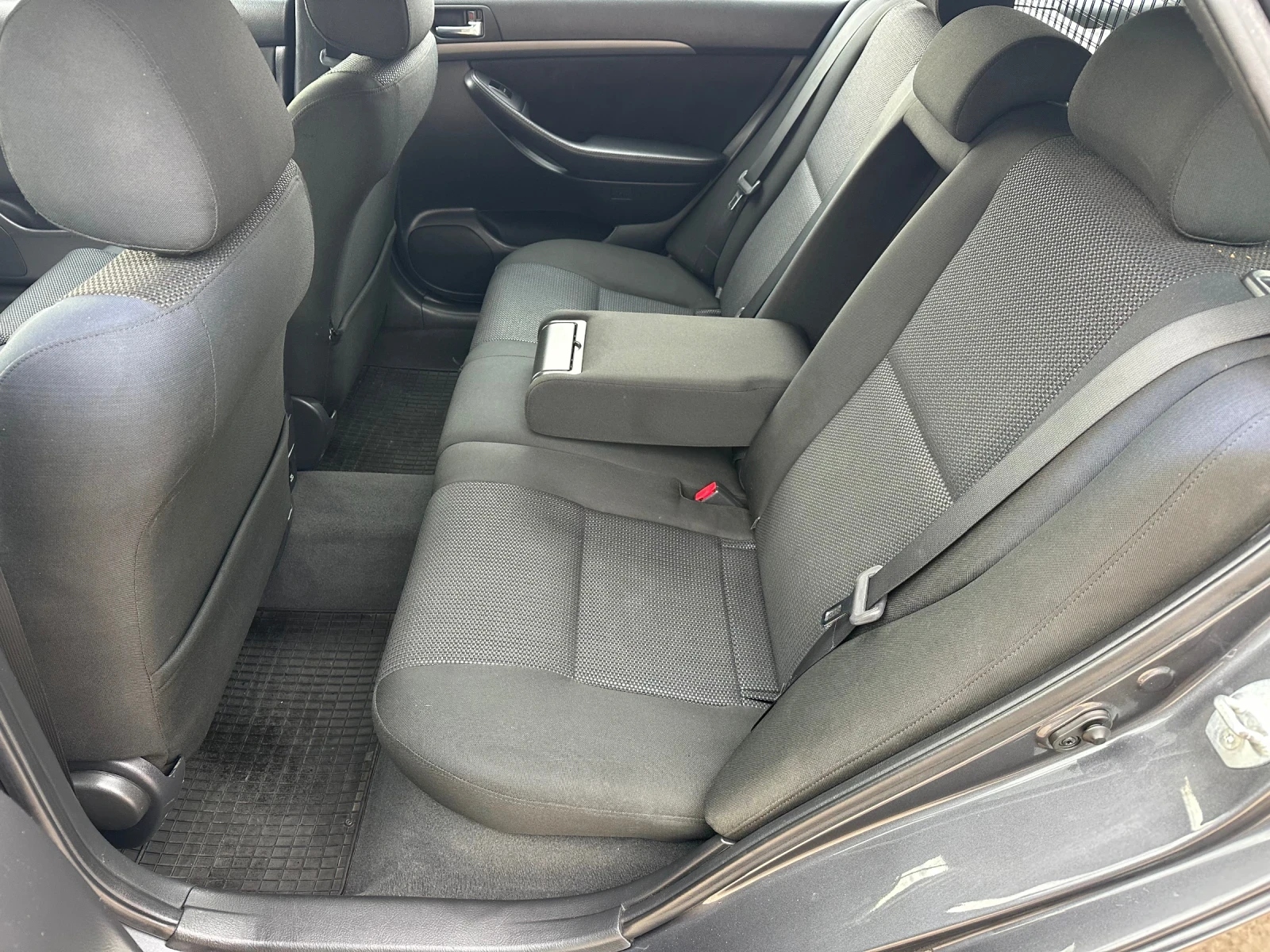 Toyota Avensis 2.2D4D//150.//FACELIFT//6SPEED | Mobile.bg   13