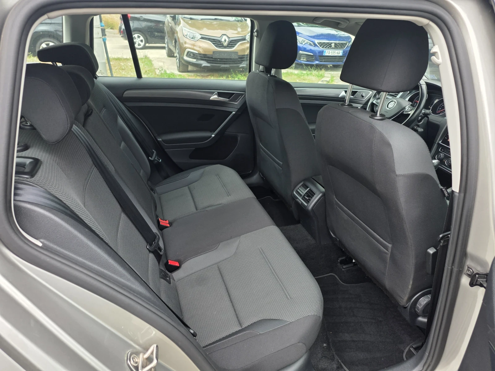 VW Golf 1.6TDI/���������/�����/������ | Mobile.bg � ����������� 11