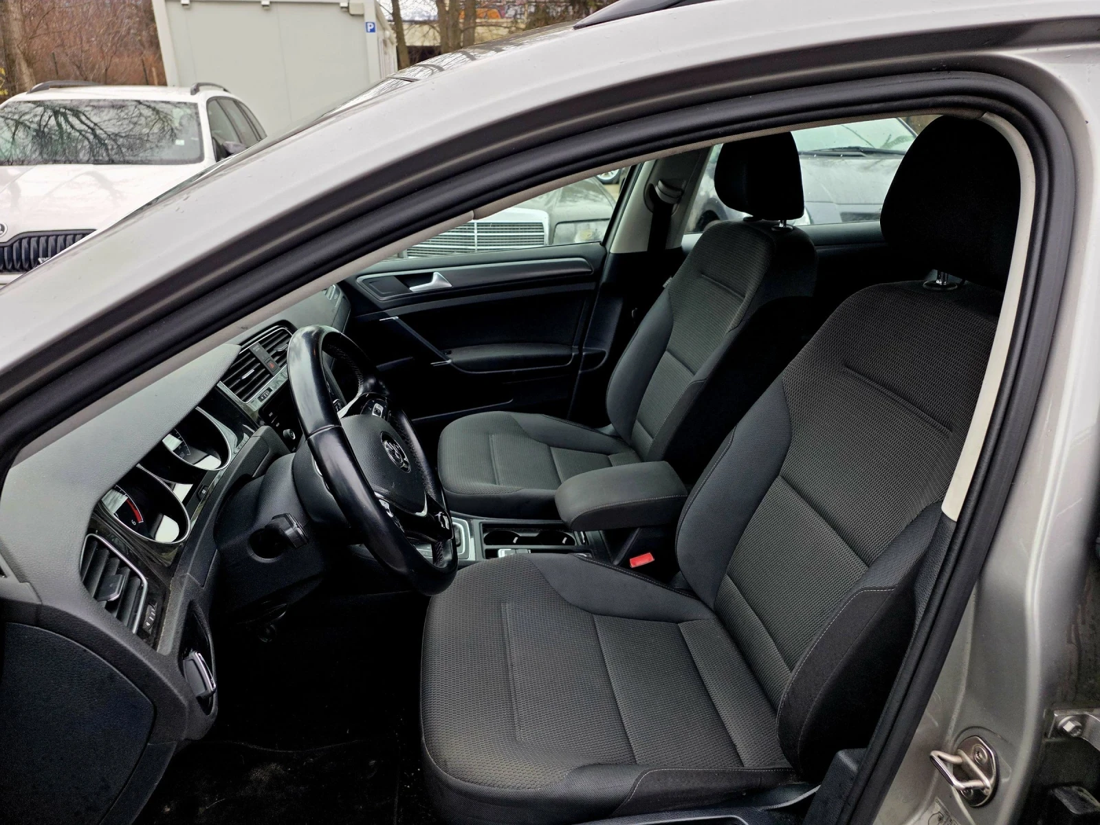 VW Golf 1.6TDI/���������/�����/������ | Mobile.bg � ����������� 7