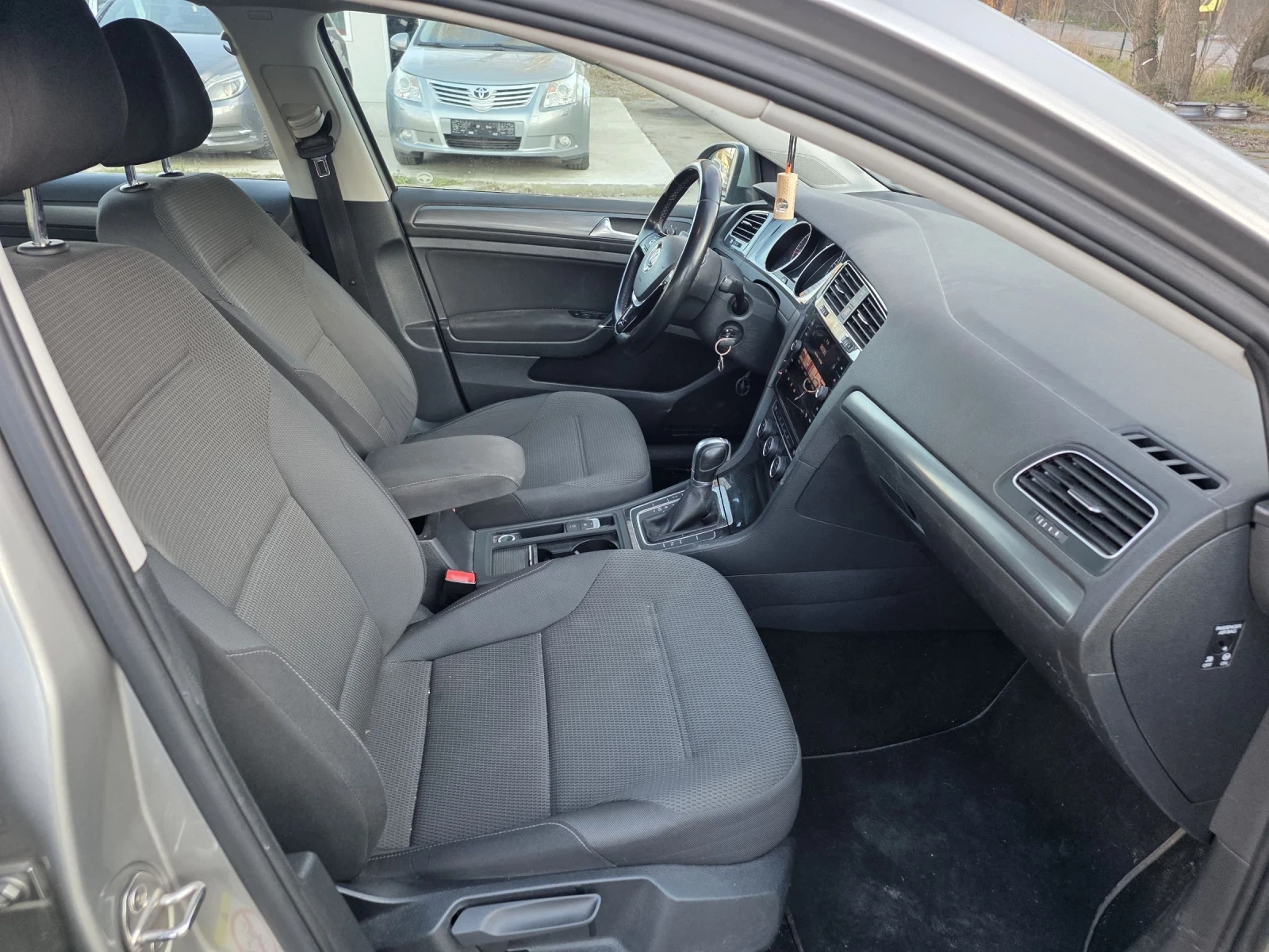 VW Golf 1.6TDI/���������/�����/������ | Mobile.bg � ����������� 10