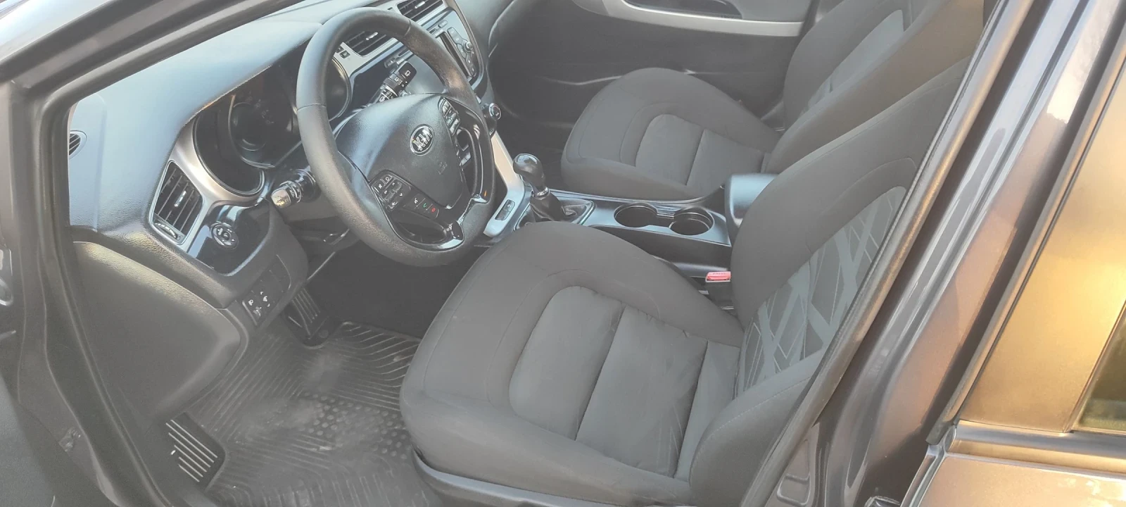 Kia Ceed 1.4I, снимка 15 - Автомобили и джипове - 53834836