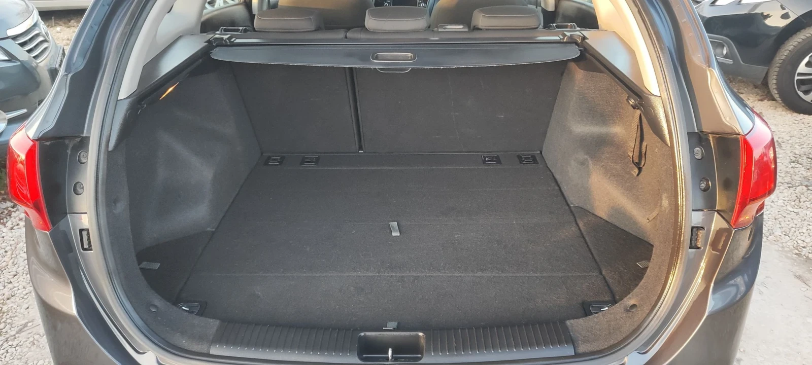 Kia Ceed 1.4I, снимка 12 - Автомобили и джипове - 53834836