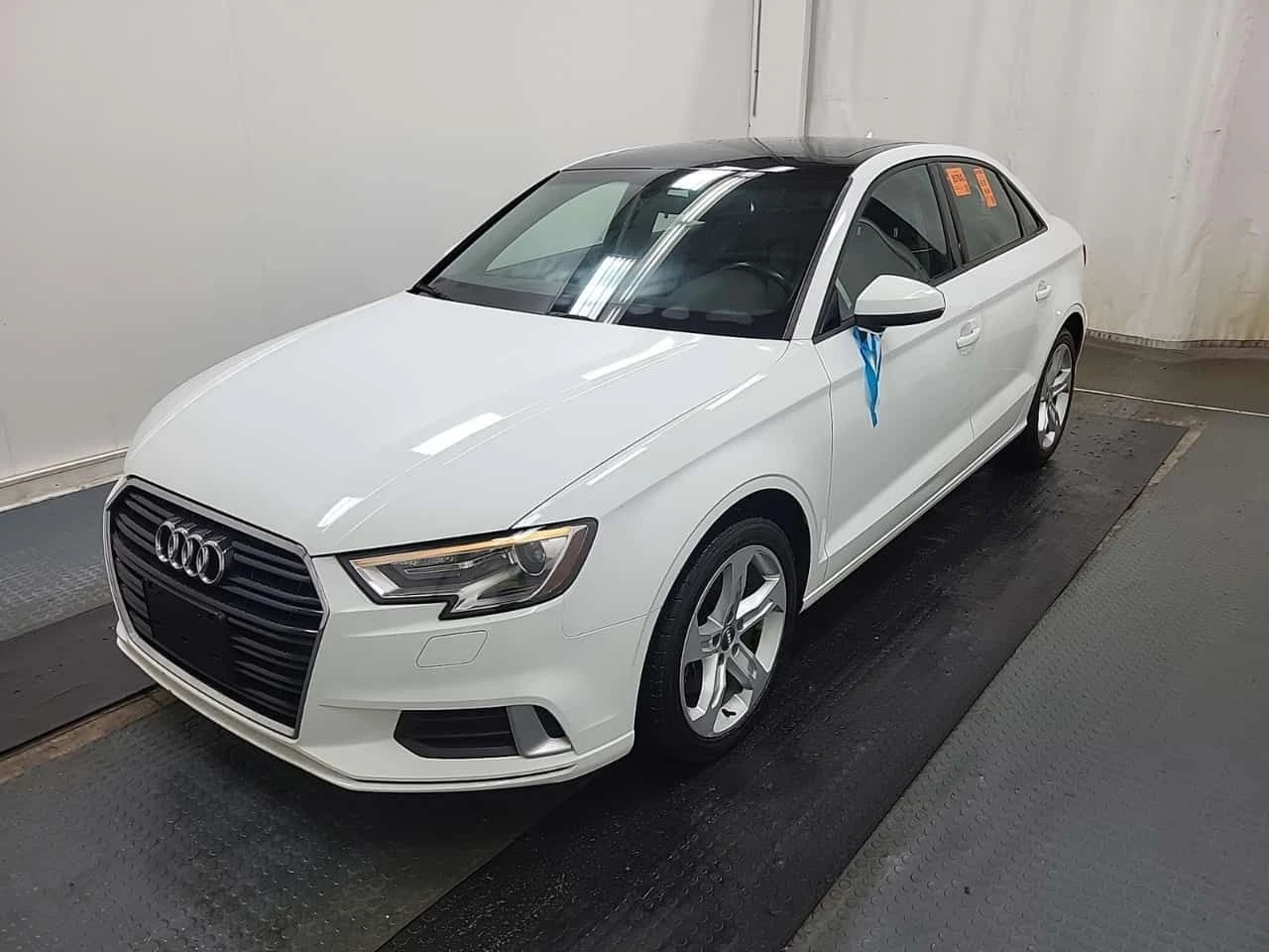 Audi A3 * 2.0T KOMFORT * CARFAX * 2 КЛЮЧА* ПАНОРАМА*  | Auto.bg — изображение 1