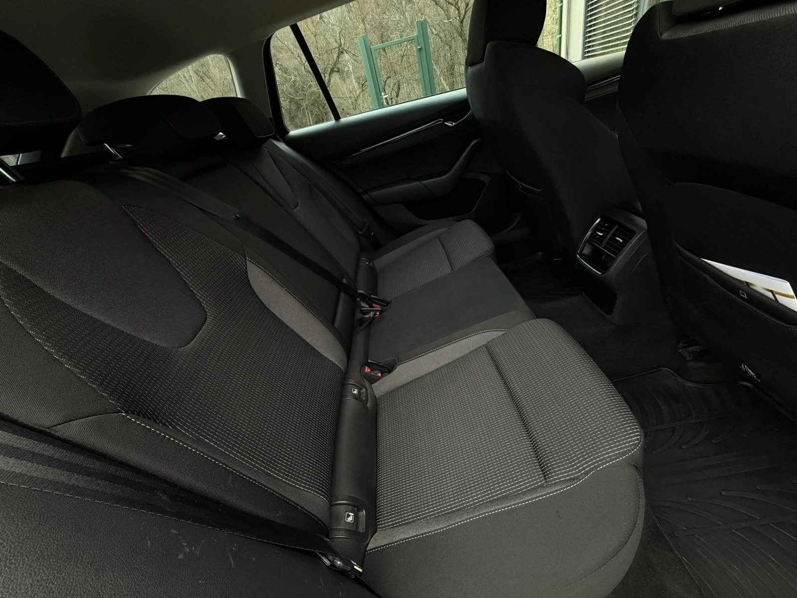 Skoda Octavia, снимка 10 - Автомобили и джипове - 53963776