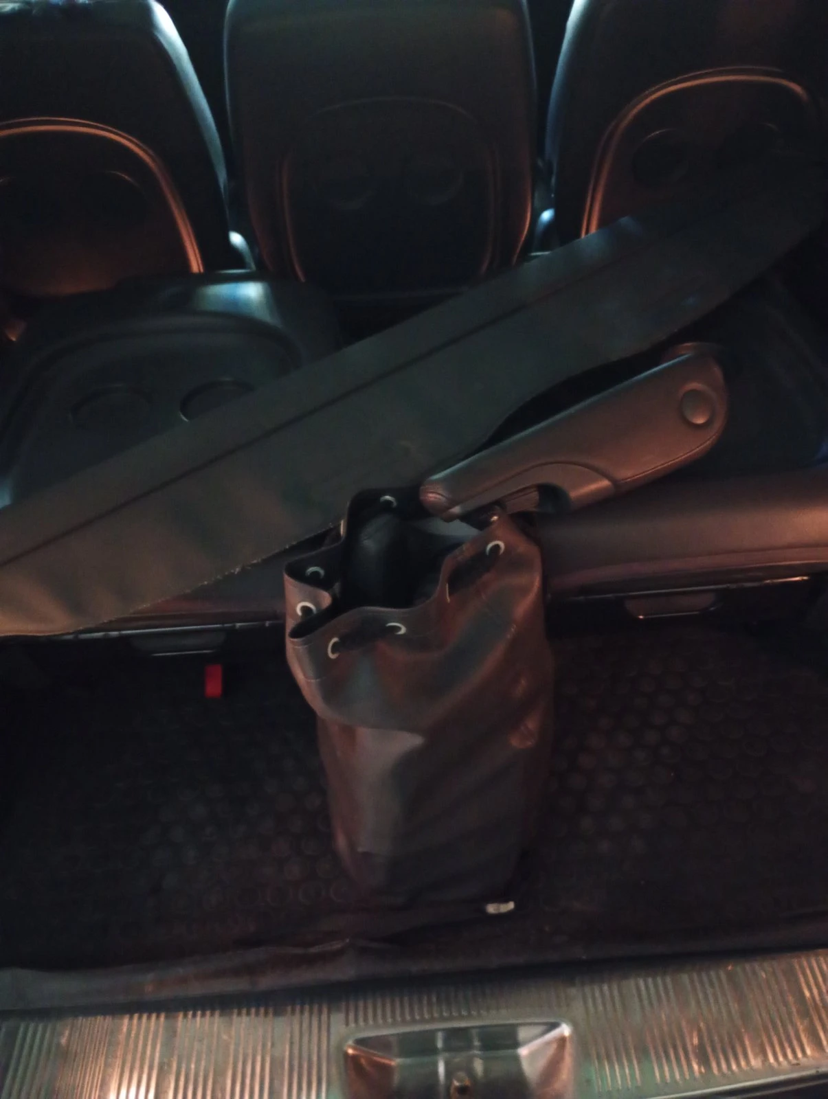 VW Sharan 4MOTION, снимка 16 - Автомобили и джипове - 54335571