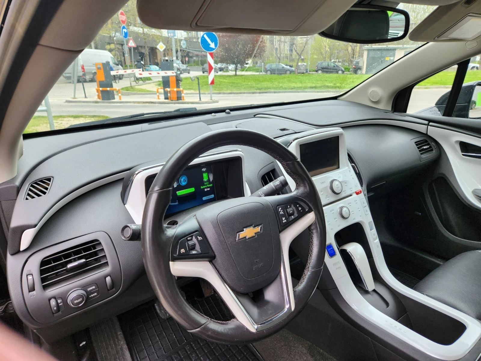 Chevrolet Volt REX, снимка 11 - Автомобили и джипове - 54382846
