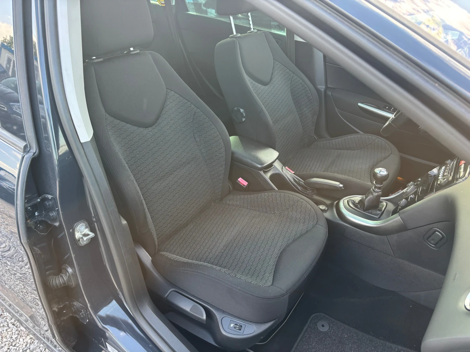 Peugeot 308 2.0-150кс, снимка 9 - Автомобили и джипове - 54741991