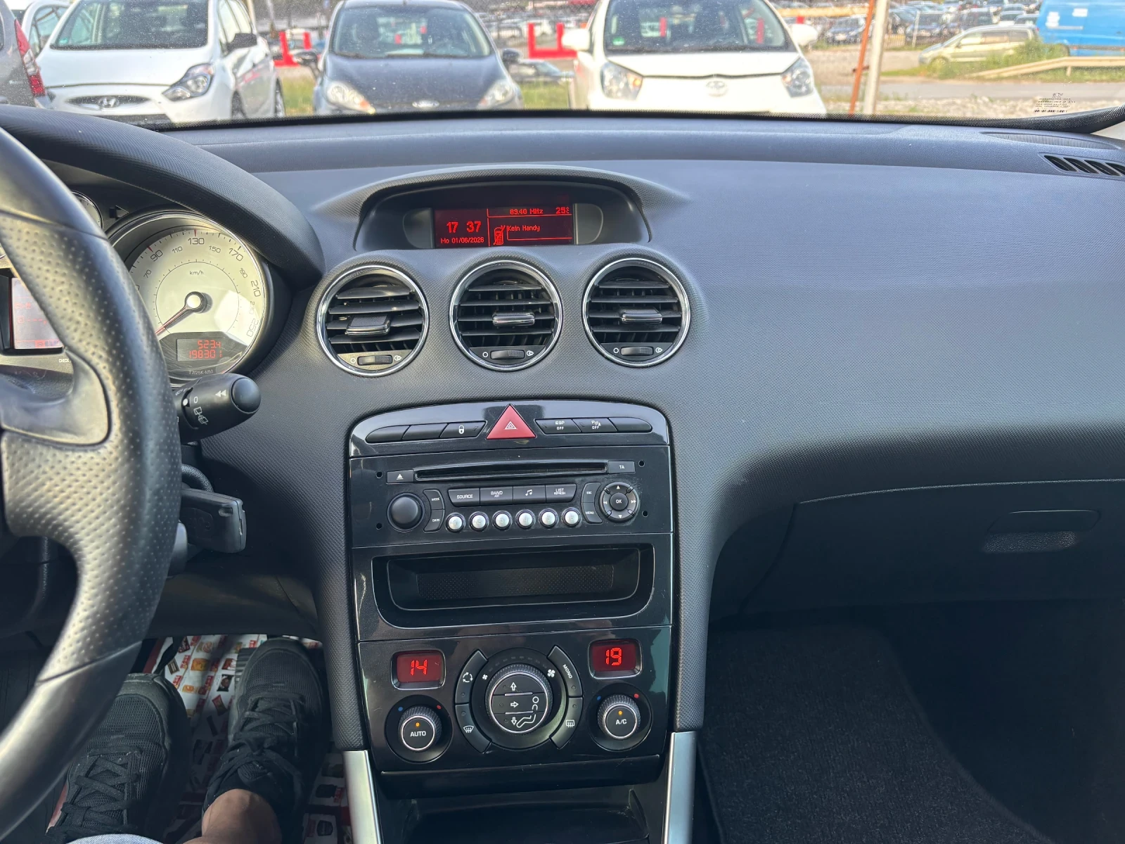 Peugeot 308 2.0-150кс, снимка 12 - Автомобили и джипове - 54741991