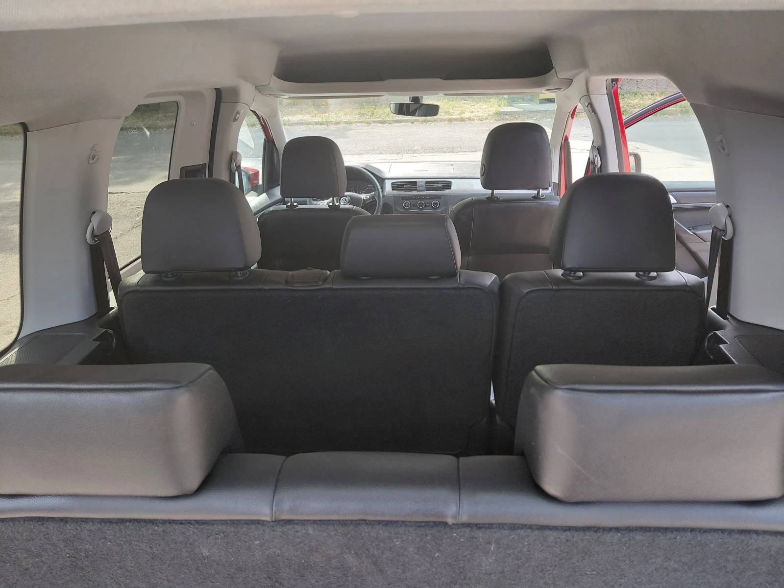 VW Caddy 2.0TDI * 150* 6+ 1, снимка 10 - Автомобили и джипове - 54840056