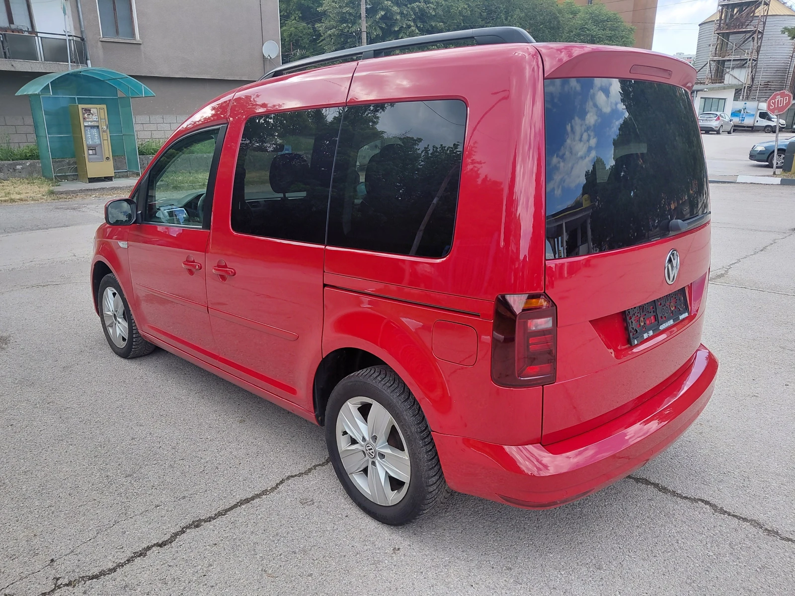 VW Caddy 2.0TDI * 150* 6+ 1, снимка 5 - Автомобили и джипове - 54840056