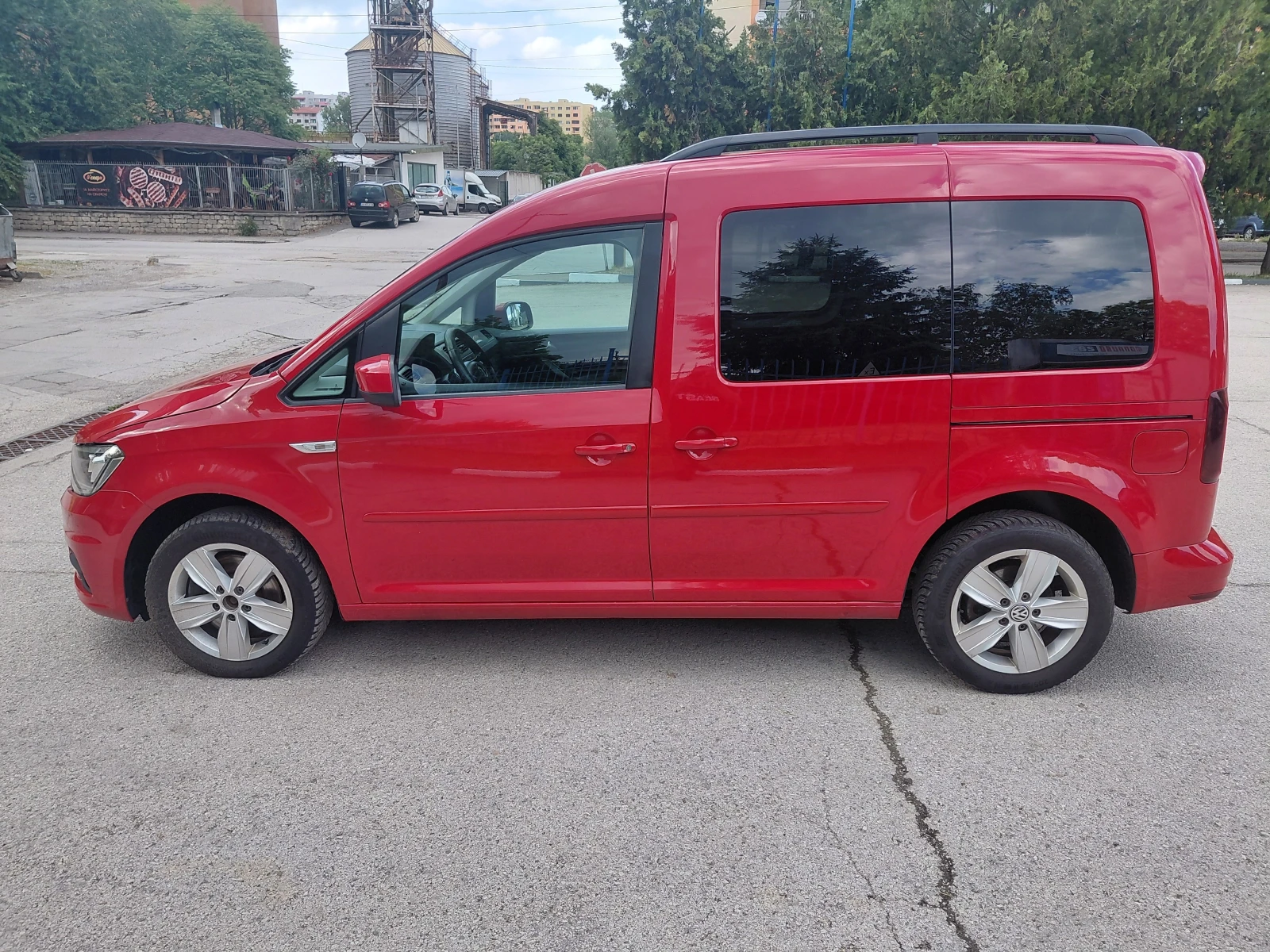 VW Caddy 2.0TDI * 150* 6+ 1, снимка 4 - Автомобили и джипове - 54840056
