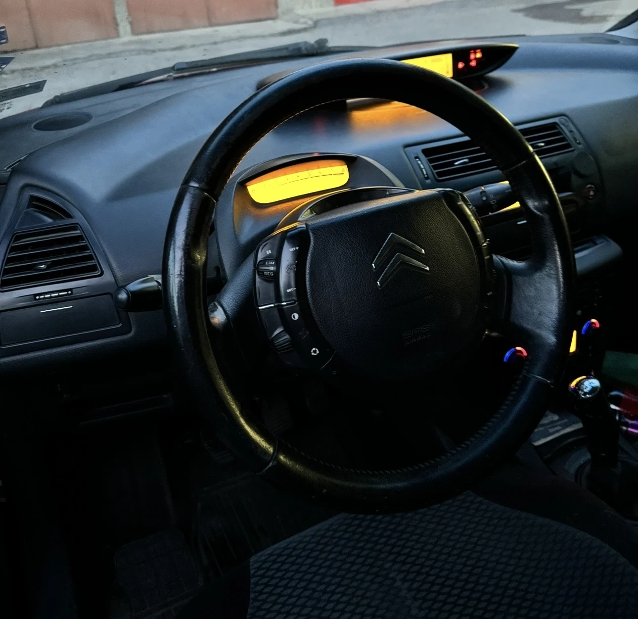 Citroen C4, снимка 4 - Автомобили и джипове - 55135798