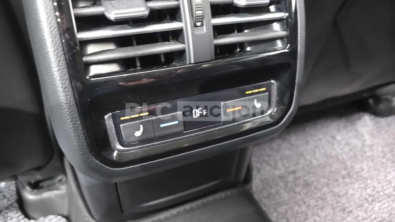 VW Passat 2.0TDI PRESTIGE! PANO/360CAM/FULL, снимка 15 - Автомобили и джипове - 55225425