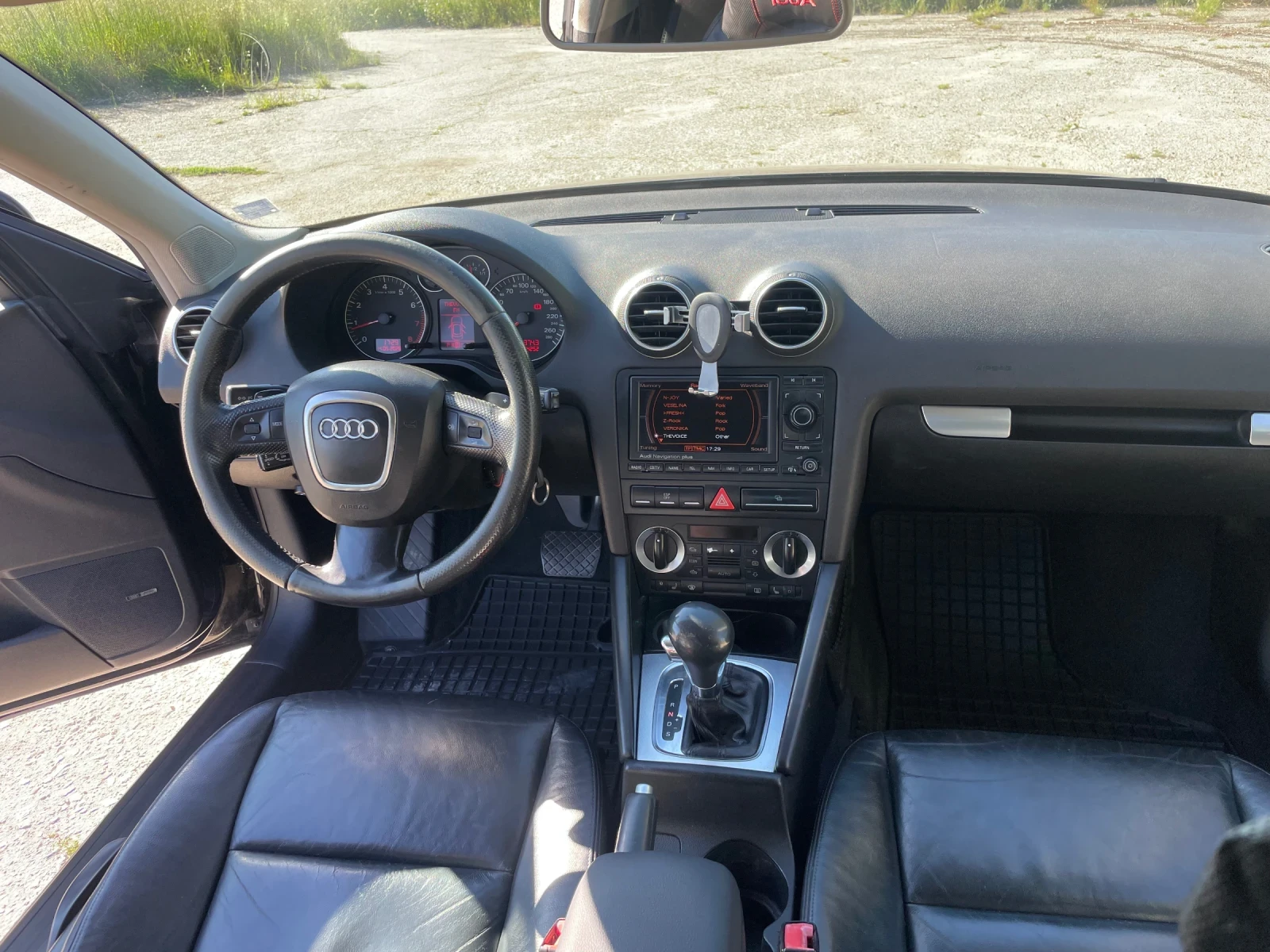 Audi A3 Sportback с газова уредба, снимка 14 - Автомобили и джипове - 55384525