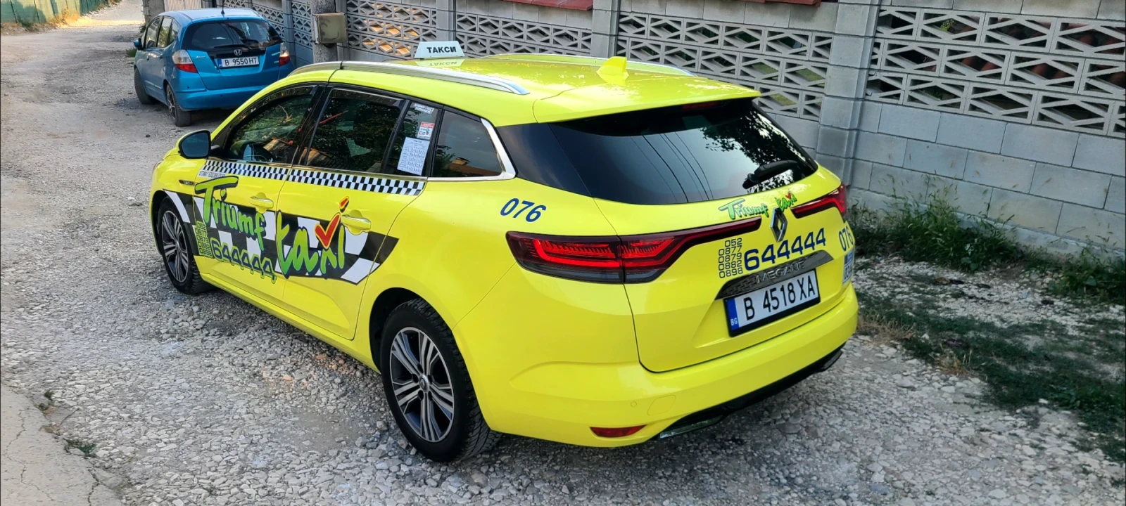 Renault Megane 1.5 dci, снимка 3 - Автомобили и джипове - 55787605