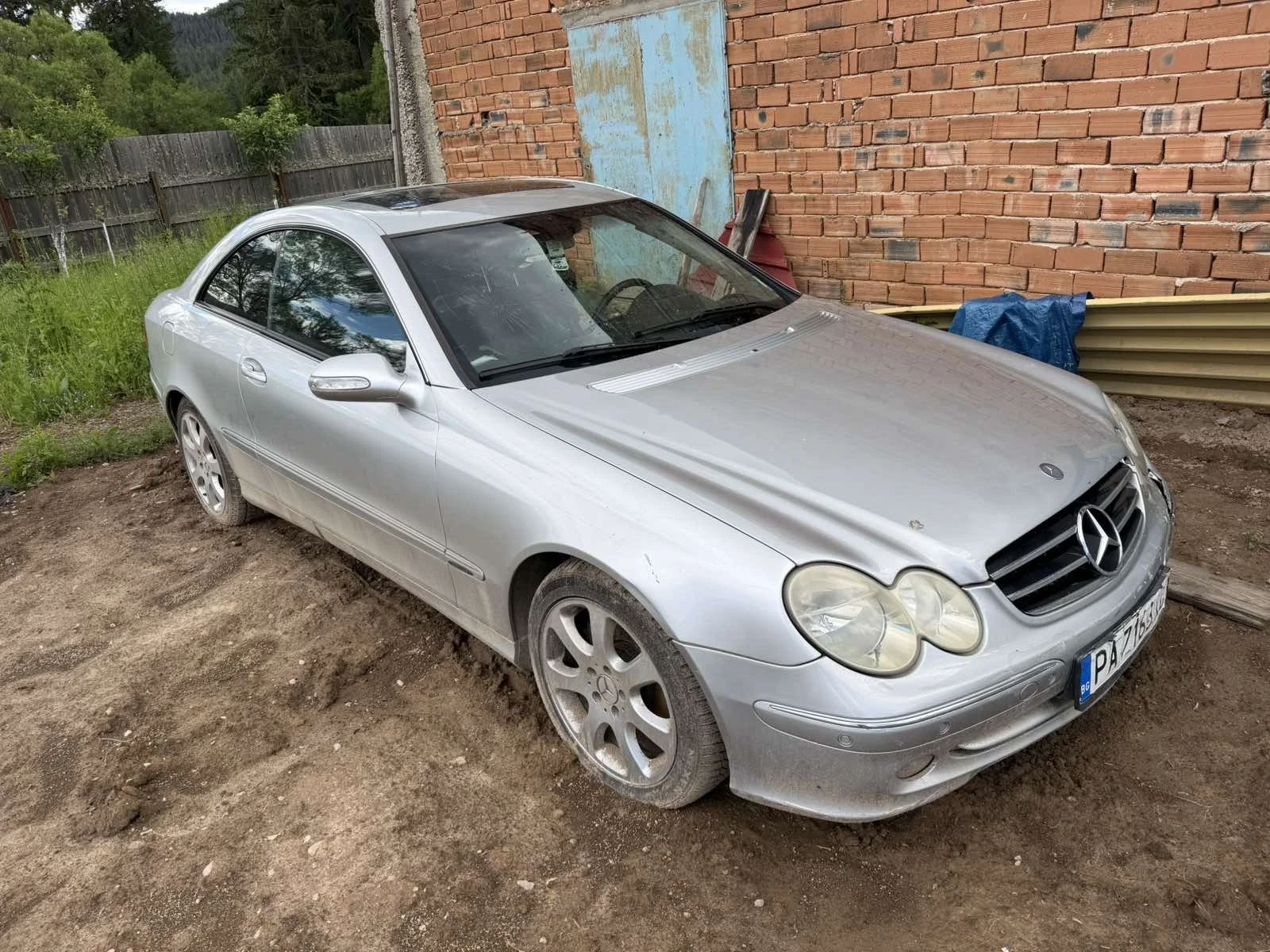 Mercedes-Benz CLK, снимка 2 - Автомобили и джипове - 55972390
