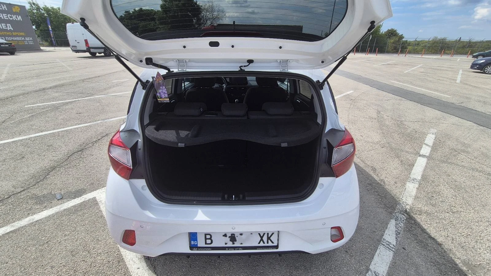 Hyundai I10 1, 2 MPI, снимка 9 - Автомобили и джипове - 56154376