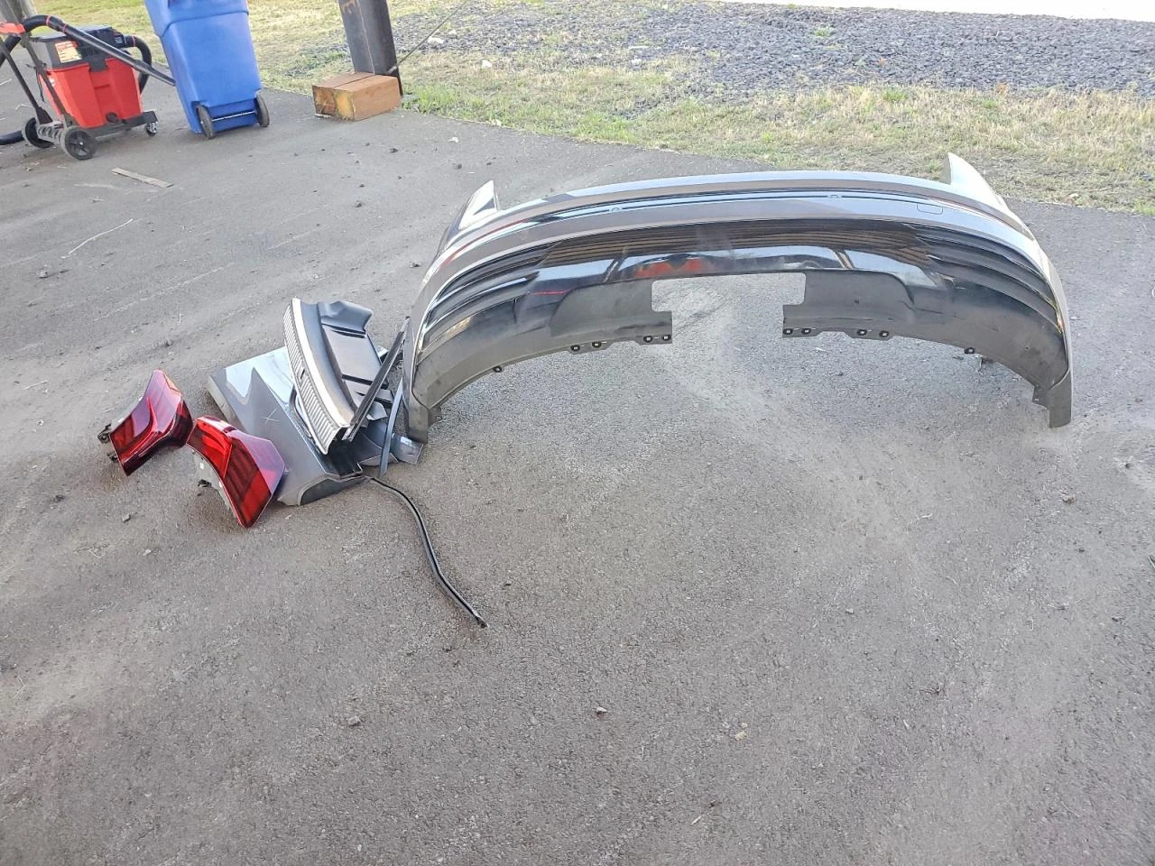 Audi E-Tron Premium Plus, снимка 12 - Автомобили и джипове - 56313506