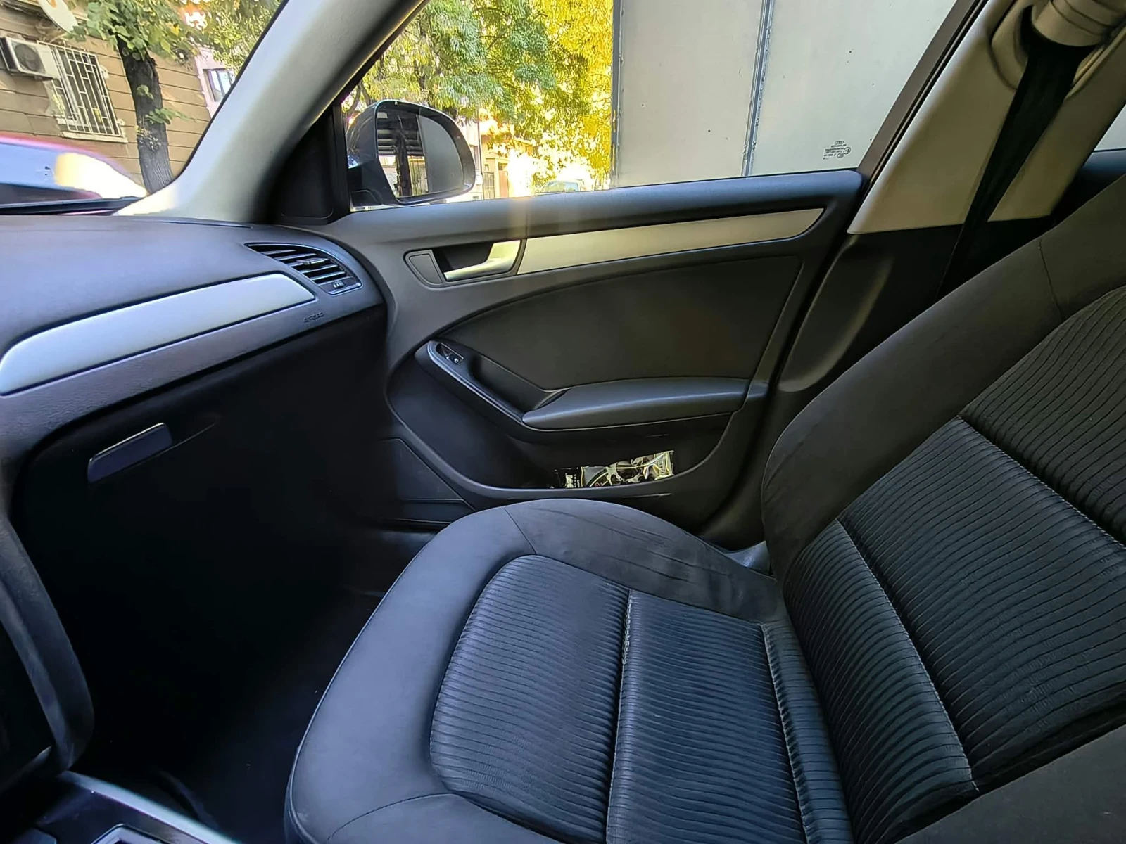 Audi A4, снимка 12 - Автомобили и джипове - 56679434