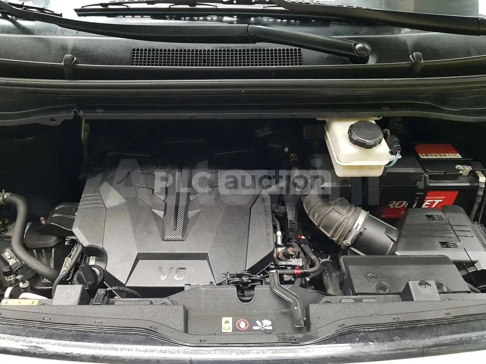 Hyundai Staria, снимка 6 - Автомобили и джипове - 56738324