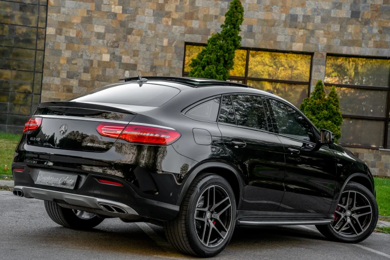 Mercedes-Benz GLE 43 AMG 4MATIC* 9G* CARBON* PANORAMA* LED* COUPE* HARMAN C, снимка 3 - Автомобили и джипове - 46900766