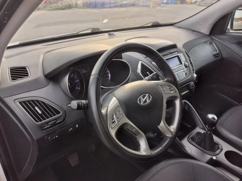 Hyundai IX35 1.7 CRDI, снимка 6 - Автомобили и джипове - 48041442