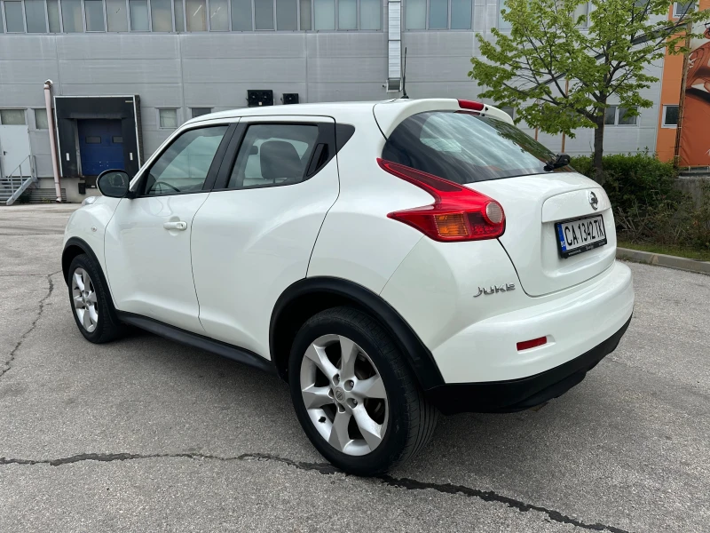 Nissan Juke 1.6i 117 к.с., снимка 3 - Автомобили и джипове - 50021593