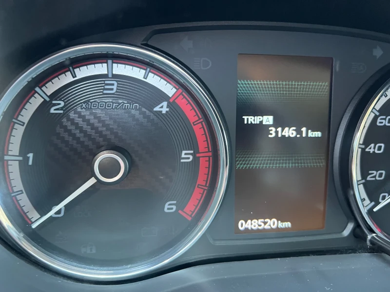 Mitsubishi L200 2.2D-Автоматик-Клима-EURO 6, снимка 13 - Автомобили и джипове - 51721431