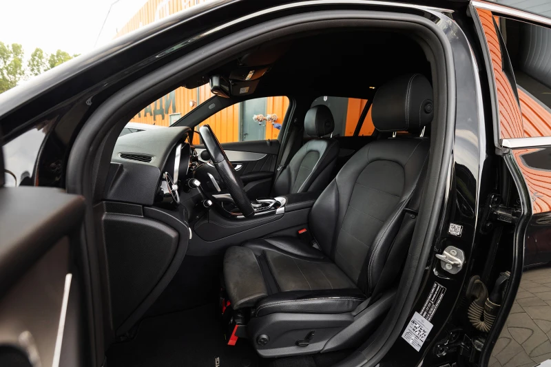 Mercedes-Benz GLC 220 d* 4matic* Apple Carplay* , снимка 8 - Автомобили и джипове - 51735671