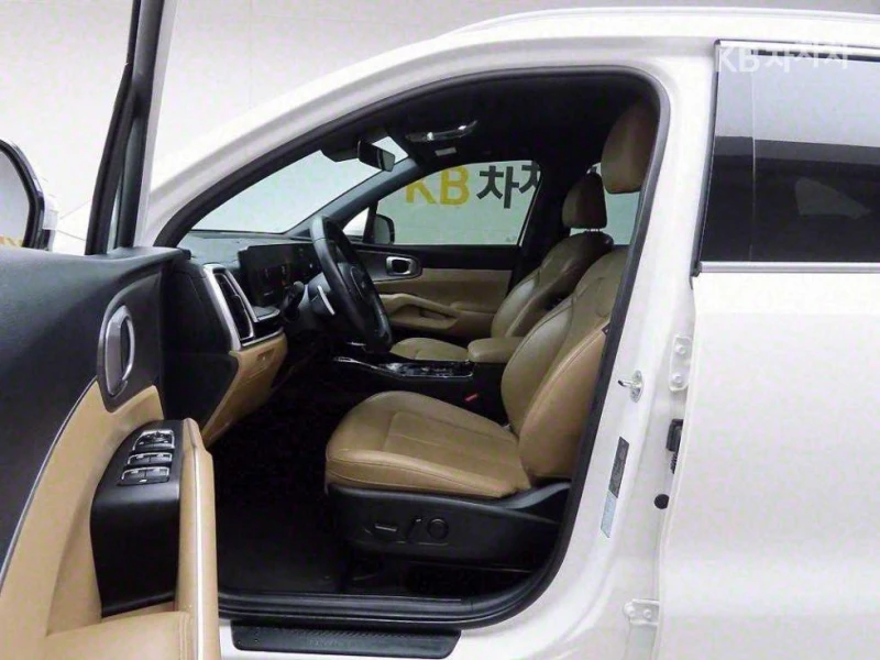 Kia Sorento MQ4 2.2 AWD Prestige ЛИЗИНГ БЕЗ ПЪРВОНАЧАЛНА ВН., снимка 13 - Автомобили и джипове - 52650498