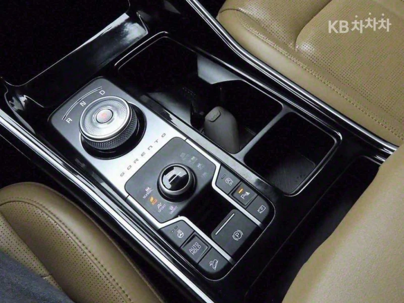 Kia Sorento MQ4 2.2 AWD Prestige ЛИЗИНГ БЕЗ ПЪРВОНАЧАЛНА ВН., снимка 12 - Автомобили и джипове - 52650498