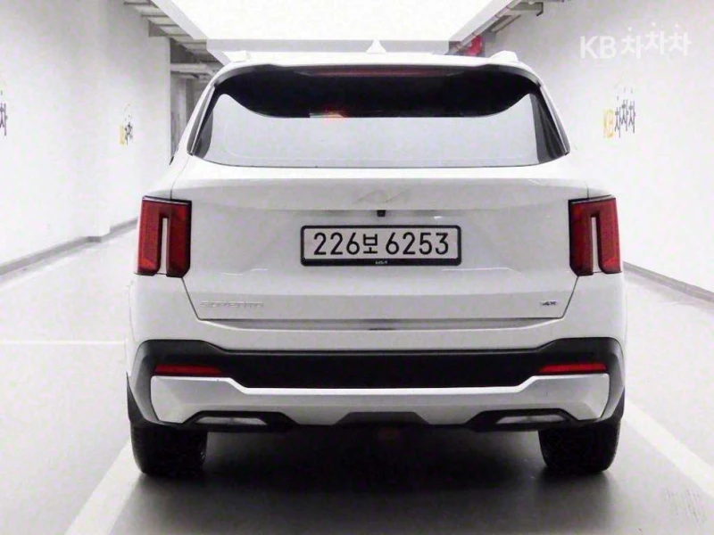 Kia Sorento MQ4 2.2 AWD Prestige ЛИЗИНГ БЕЗ ПЪРВОНАЧАЛНА ВН., снимка 3 - Автомобили и джипове - 52650498