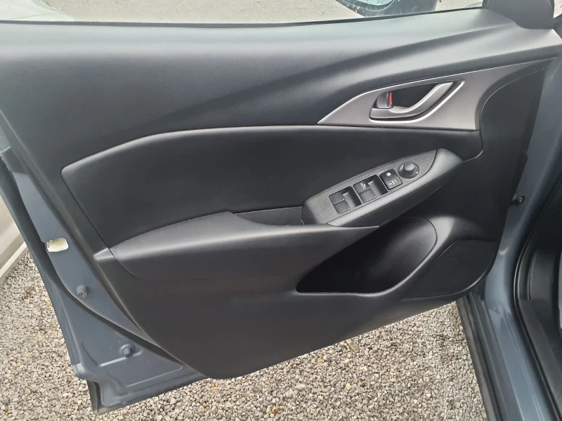 Mazda CX-3, снимка 7 - Автомобили и джипове - 52606969