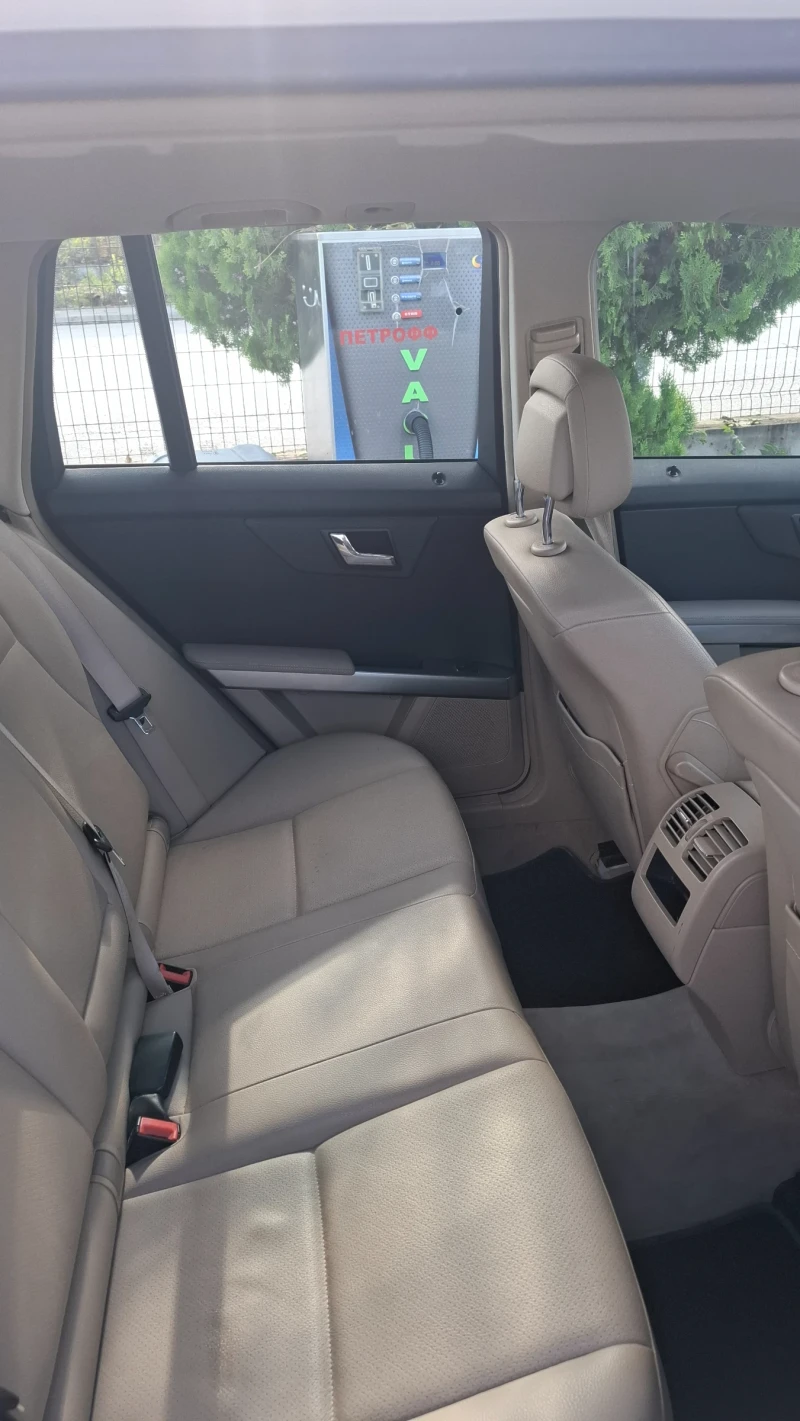 Mercedes-Benz GLK 220, снимка 4 - Автомобили и джипове - 53063283