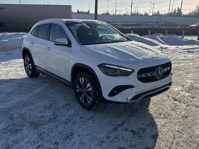 Mercedes-Benz GLA 250 CARFAX| PANORAMA| БЕЗ ЗАБЕЛЕЖКИ| , снимка 4 - Автомобили и джипове - 53354374