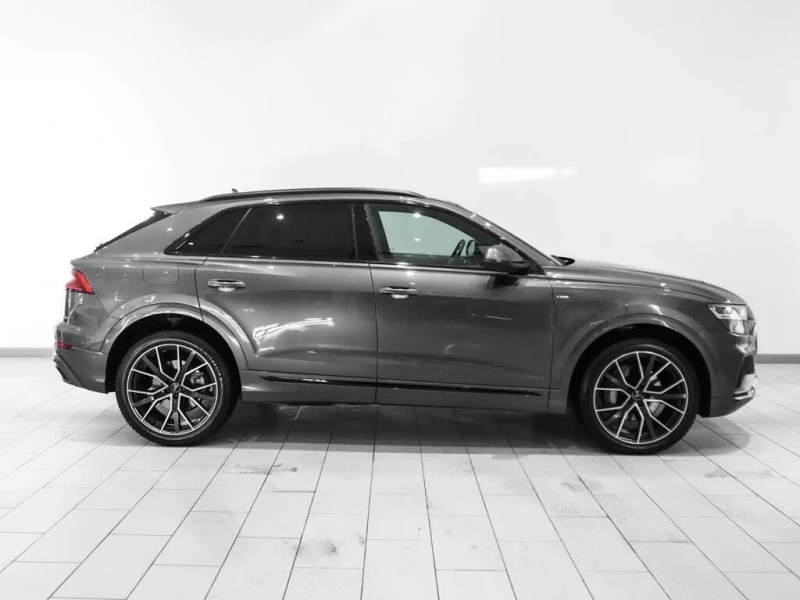 Audi Q8 2020* PROGRESSIVE* DISTRONIK* B&O* PANO* 360* S-LI, снимка 4 - Автомобили и джипове - 53428727